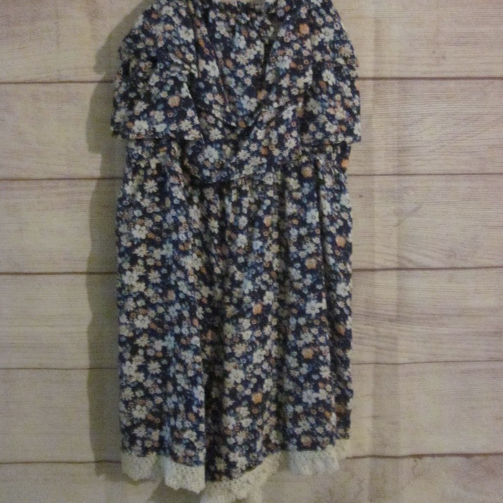 Red Camel Girl Romper Short Jumper Size 14 Blue Flowers Adjustable Straps